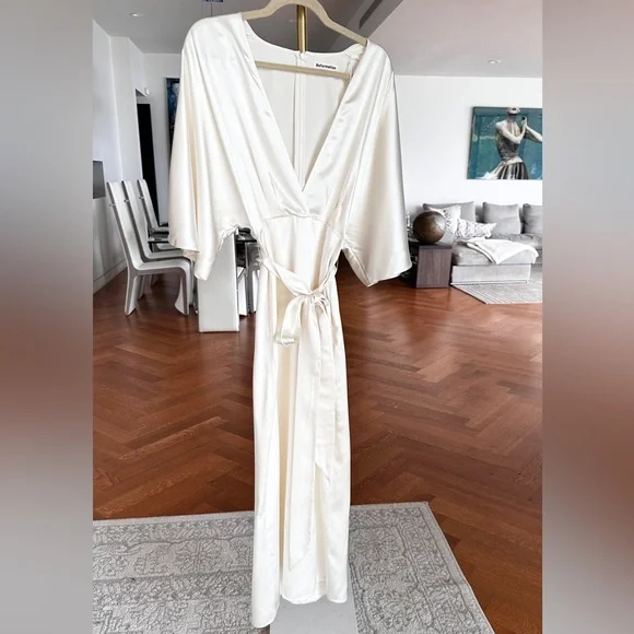 NWT Reformation Size Hedi Silk Dress Kimono Sleeve Bridal Midi